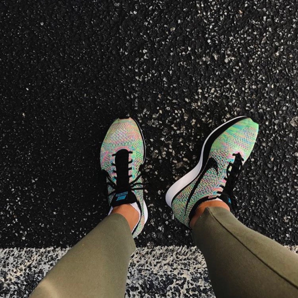 Nike fly knit racer